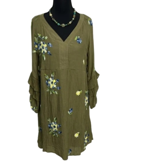 Figueroa & Flower Olive Green  Flower Dress - Picture 2 of 8